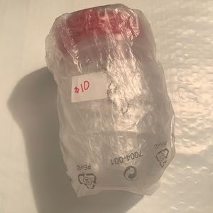 Tupperware set of 4 bowls for $10 NWT